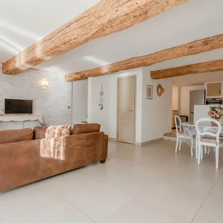 Maison Sainte Maxime 컨트리하우스